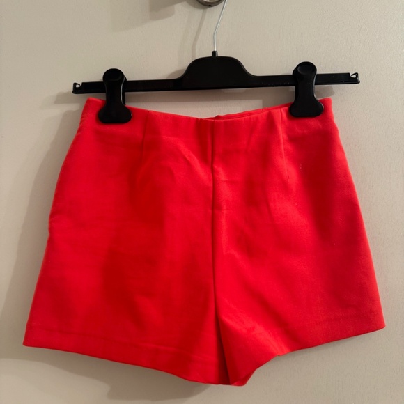 Zara Pinkish-Red Skort – Chic & Versatile (Size XS, Made in Turkey) - Picture 2 of 3